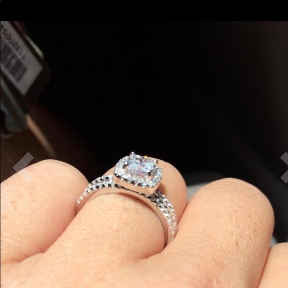 Sterling Silver Cushion Cut Wedding Set - Picture 6 of 8